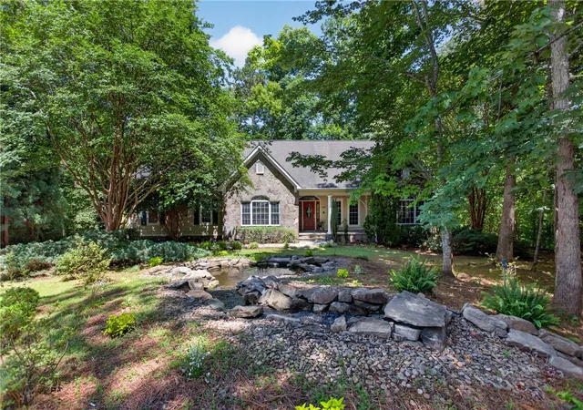 2nd image of 109 Oak Crest Cir, Seneca, SC 29672 | MLS# 20297539