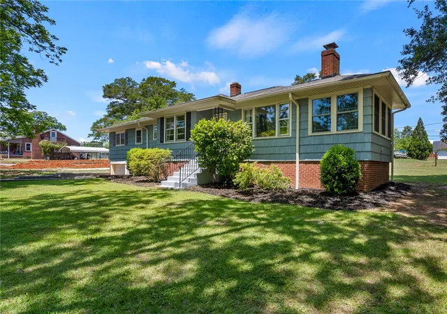 Photo 3 of Single family home for sale at 1509 Tindall Ave, Anderson, SC 29621 | MLS# 20298022 | Listing updated on 2026-09-18