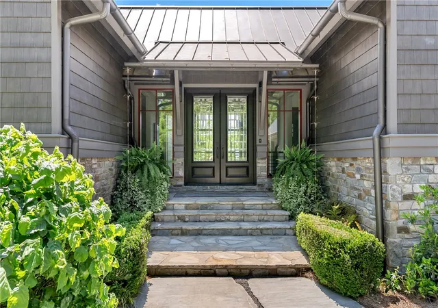 Photo 2 of Single family home for sale at 438 Winchester Ln, Sunset, SC 29685 | MLS# 20297958 | Listing updated on 2026-08-17