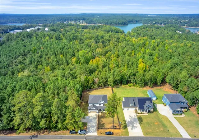 Photo 3 of Single family home for sale at 5914 Old Pearman Dairy Rd, Anderson, SC 29625 | MLS# 20298261 | Listing updated on 2026-08-31