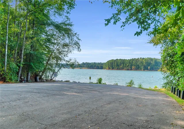 Photo 3 of Single family home for sale at 5914 Old Pearman Dairy Rd, Anderson, SC 29625 | MLS# 20298261 | Listing updated on 2026-08-31