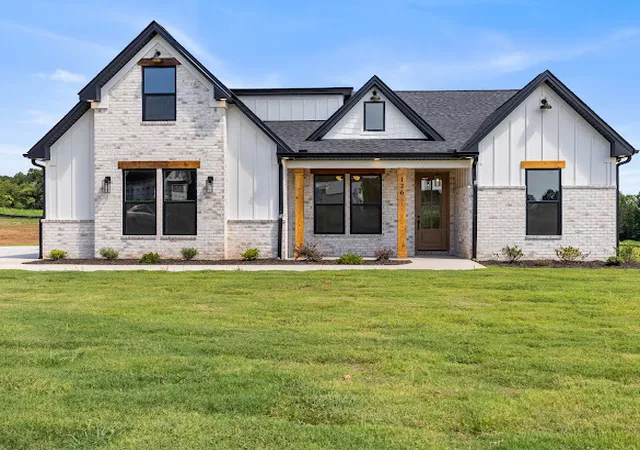Photo 2 of Single family home for sale at 126 Stone Crk Ln, Belton, SC 29627 | MLS# 20298849 | Listing updated on 2026-08-29