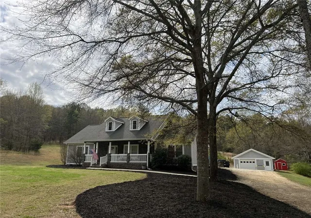 Photo 2 of Single family home for sale at 119 Boulden Rd, Fair Play, SC 29643 | MLS# 20299132 | Listing updated on 2026-09-18