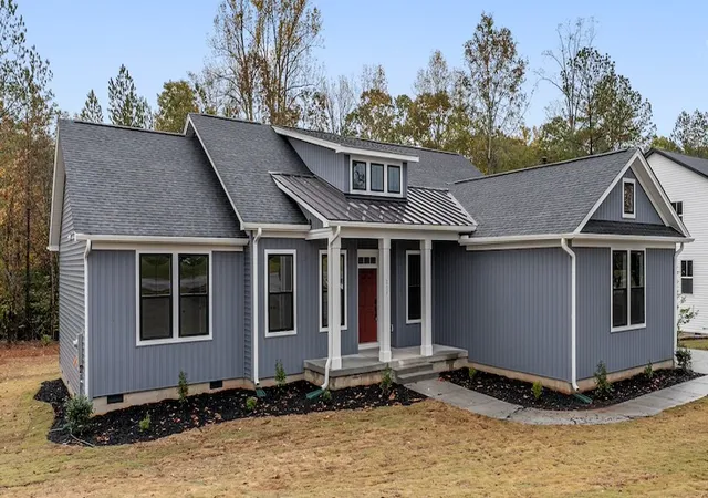Photo 1 of Single family home for sale at 121 Falcon Crst Way, Pickens, SC 29671 | MLS# 20299266 | Listing updated on 2026-08-21