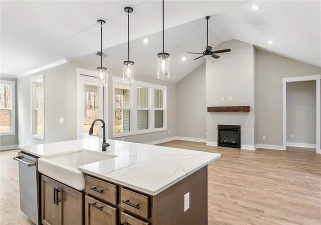 Photo 6 of Single family home for sale at 117 Falcon Crst Way, Pickens, SC 29671 | MLS# 20299304 | Listing updated on 2026-08-21