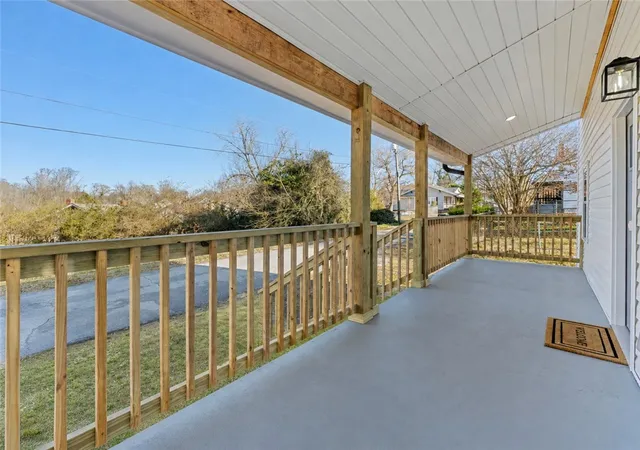 Photo 2 of Sale Pending at 8 Powell St, Seneca, SC 29678 | MLS# 20299443 | Listing updated on 2026-09-17