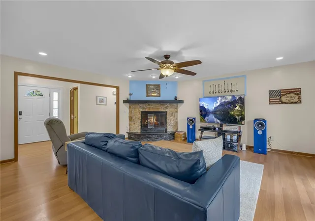 Photo 2 of Single family home for sale at 1002 Berkeley Dr, Clemson, SC 29631 | MLS# 20299437 | Listing updated on 2026-08-19