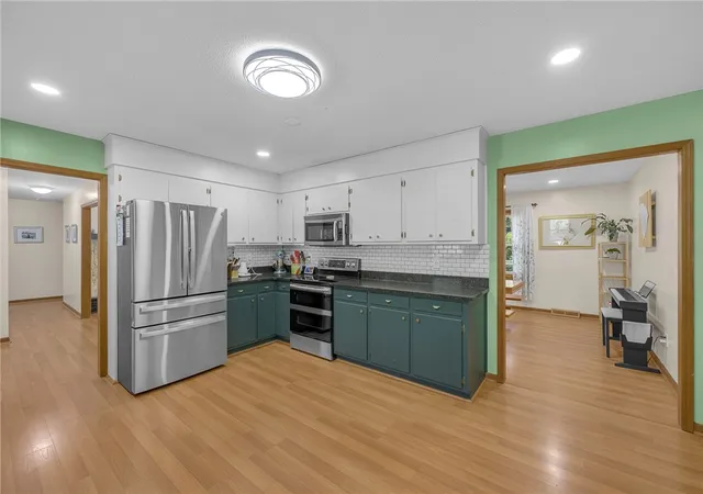Photo 3 of Single family home for sale at 1002 Berkeley Dr, Clemson, SC 29631 | MLS# 20299437 | Listing updated on 2026-08-19