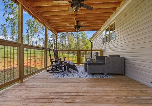 Photo 4 of Manufactured home for sale at 3015 Pumpkintown Hwy, Pickens, SC 29671 | MLS# 20299792 | Listing updated on 2026-09-11