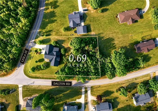 Photo 2 of Single family home for sale at 200 Leila St, Seneca, SC 29678 | MLS# 20298910 | Listing updated on 2026-08-23