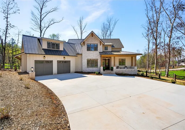 Photo 1 of Single family home for sale at 102 Waterfall Overlook Way, Easley, SC 29640 | MLS# 20299933 | Listing updated on 2026-09-15