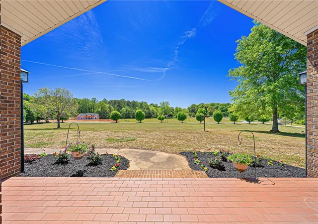 Photo 2 of Sale Pending at 115 Edinburgh Ln, Easley, SC 29640 | MLS# 20300319 | Listing updated on 2026-08-18