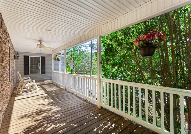 Photo 3 of Single family home for sale at 308 Sun Meadow Ln, Seneca, SC 29678 | MLS# 20300805 | Listing updated on 2026-08-29