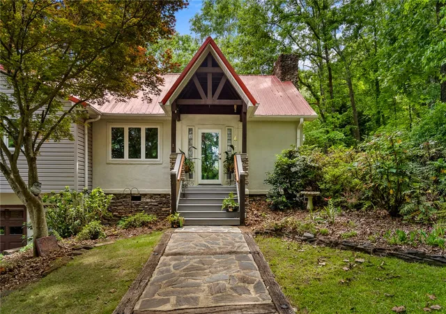 Photo 3 of Single family home for sale at 324 Hobson Rd, Anderson, SC 29621 | MLS# 20301052 | Listing updated on 2026-08-19