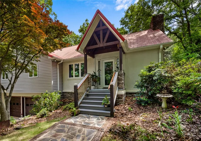 Photo 3 of Single family home for sale at 324 Hobson Rd, Anderson, SC 29621 | MLS# 20301052 | Listing updated on 2026-08-19