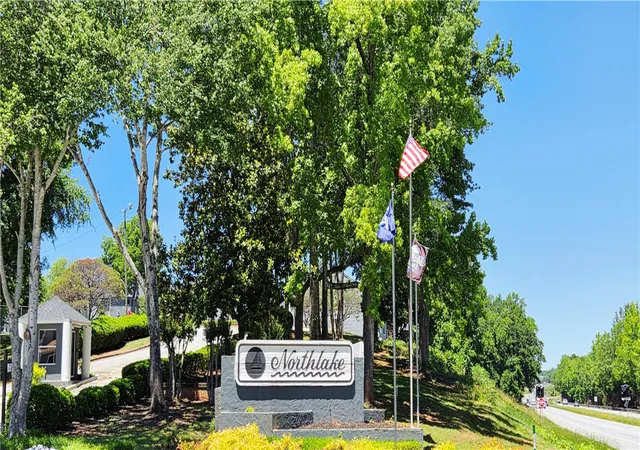 2nd image of 1402 Northlake Dr #14B, Anderson, SC 29625 | MLS# 20301196