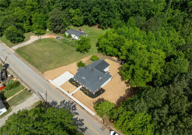 Photo 4 of Single family home for sale at 444 W Peachtree St, Woodruff, SC 29388 | MLS# 20301479 | Listing updated on 2026-08-24
