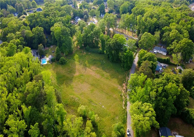 Photo 3 of Sale Pending at 115 Pope Dr, Belton, SC 29627 | MLS# 20301438 | Listing updated on 2026-08-29