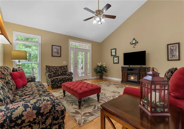 5th image of 123 Grand Summit Dr, Seneca, SC 29672 | MLS# 20301609