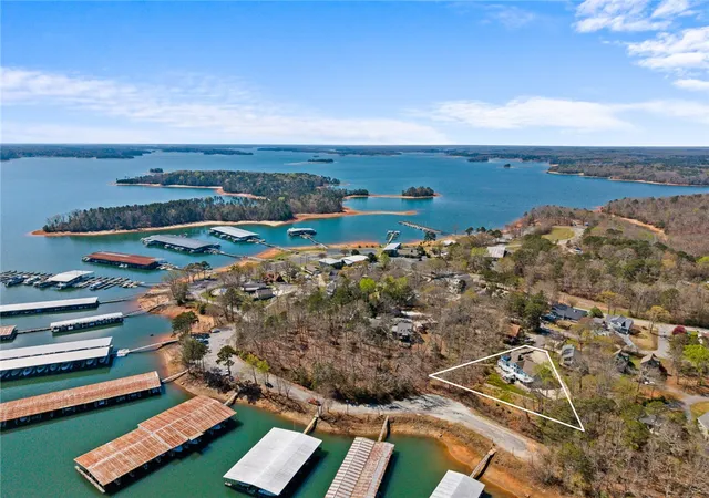 Photo 3 of Single family home for sale at 243 Dockside Way, Anderson, SC 29625 | MLS# 20301614 | Listing updated on 2026-09-21