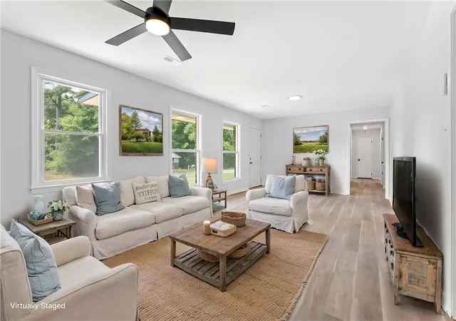 Photo 4 of Single family home for sale at 413 Corning St, Anderson, SC 29624 | MLS# 20301736 | Listing updated on 2026-08-18