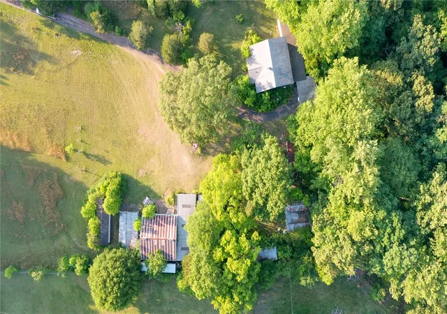 Photo 3 of Sale Pending at 1281 Anderson Hwy, Easley, SC 29642 | MLS# 20301822 | Listing updated on 2026-08-22