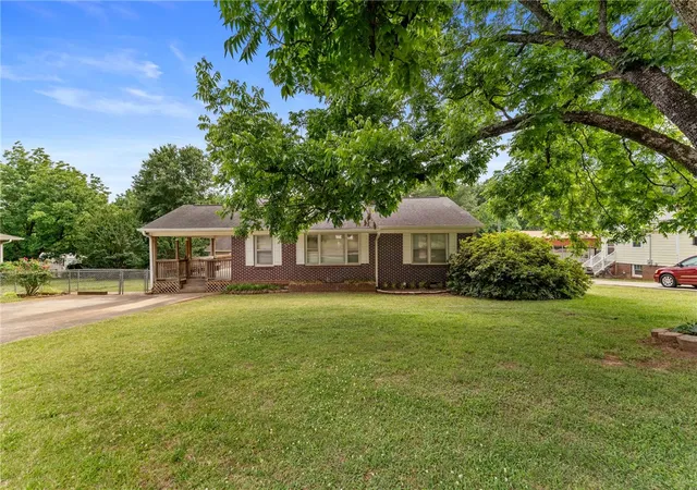 2nd image of 222 Whiten Rd, Anderson, SC 29621 | MLS# 20302059