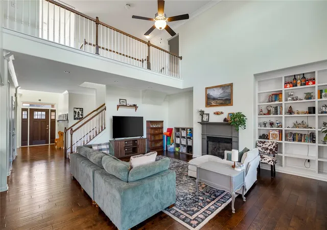 2nd image of 213 Terrace View Wy, Seneca, SC 29678 | MLS# 20302150