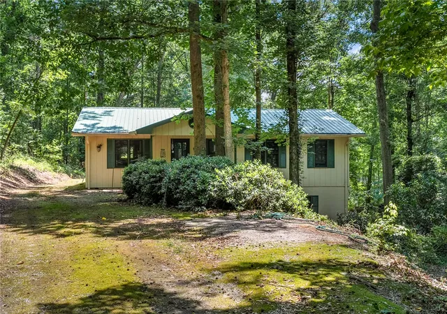 1st image of 1029 White Pine Ln, Townville, SC 29689 | MLS# 20302539