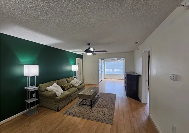 Listing Photo 5 - Condo for sale in building located at 188 University Vlg Dr, Central, SC 29630 - Unit #L