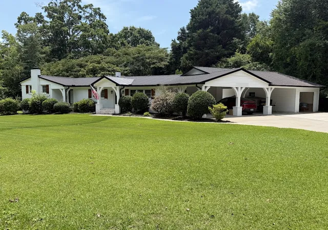 2nd image of 405 Playground Rd, Walhalla, SC 29691 | MLS# 20302721