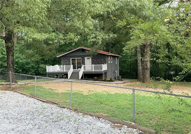 1st image of 107 Sweetbriar Trl, Westminster, SC 29693 | MLS# 20302841