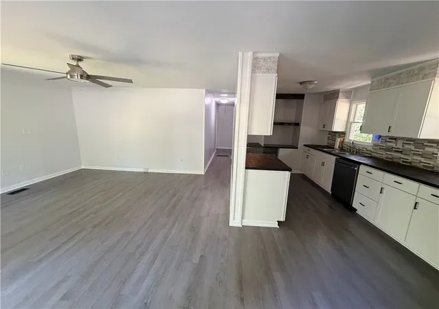 2nd image of 107 Sweetbriar Trl, Westminster, SC 29693 | MLS# 20302841