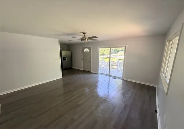 Photo 3 of Single family home for sale at 107 Sweetbriar Trl, Westminster, SC 29693 | MLS# 20302841 | Listing updated on 2026-09-14