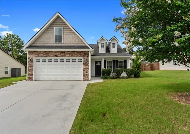 Photo 1 of Single family home for sale at 4 Citation Ct, Anderson, SC 29621 | MLS# 20302057 | Listing updated on 2026-09-18