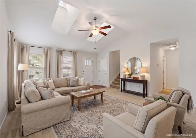 Photo 4 of Single family home for sale at 4 Citation Ct, Anderson, SC 29621 | MLS# 20302057 | Listing updated on 2026-09-18