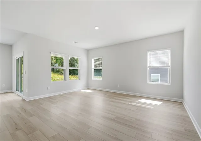 Photo 4 of Sale Pending at 203 Moretz Pl, Spartanburg, SC 29306 | MLS# 20302519 | Listing updated on 2026-10-04
