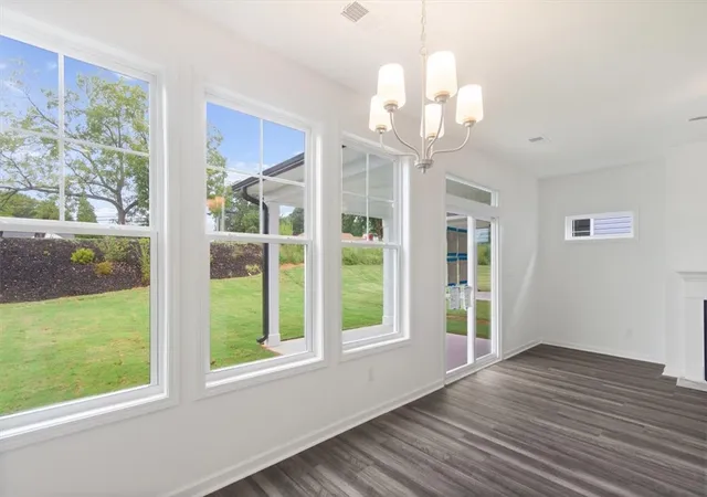 Photo 3 of Single family home for sale at 264 Brown Cir, Easley, SC 29642 | MLS# 20302959 | Listing updated on 2026-08-30