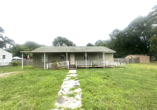 Photo 1 of Sale Pending at 103 Hillside Dr, Anderson, SC 29625 | MLS# 20303008 | Listing updated on 2026-09-16