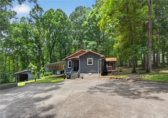 1st image of 230 Dickard Rd, Seneca, SC 29672 | MLS# 20303213