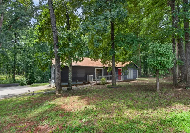 2nd image of 230 Dickard Rd, Seneca, SC 29672 | MLS# 20303213