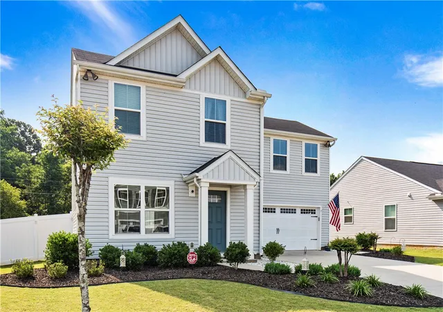 Photo 2 of Single family home for sale at 102 Bleckley Trl, Anderson, SC 29625 | MLS# 20303324 | Listing updated on 2026-09-19