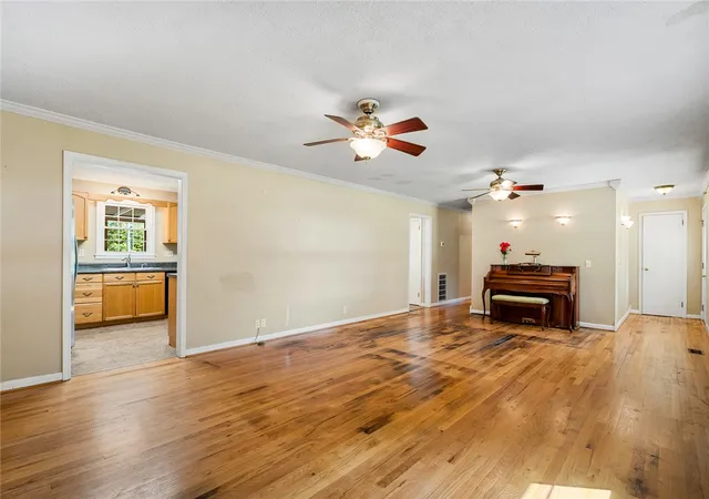Photo 3 of Single family home for sale at 105 Lee Dr, Williamston, SC 29697 | MLS# 20303255 | Listing updated on 2026-09-22