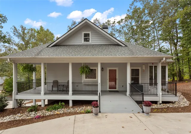 Photo 1 of Single family home for sale at 2 Lookout Ln, Salem, SC 29676 | MLS# 20303414 | Listing updated on 2026-09-05