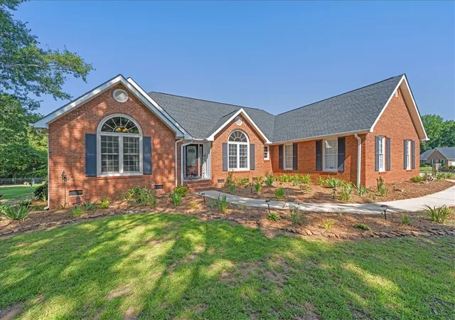 Photo 2 of Sale Pending at 101 Brittany Park, Anderson, SC 29621 | MLS# 20303430 | Listing updated on 2026-09-20