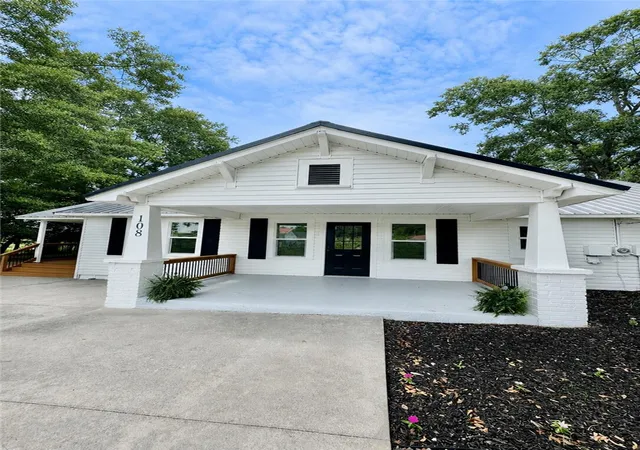 1st image of 108 Boggs Dr, Townville, SC 29689 | MLS# 20303459