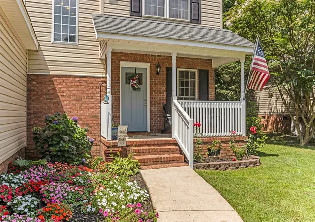 Photo 3 of Sale Pending at 139 Ashton Ln, Anderson, SC 29621 | MLS# 20303484 | Listing updated on 2026-09-08