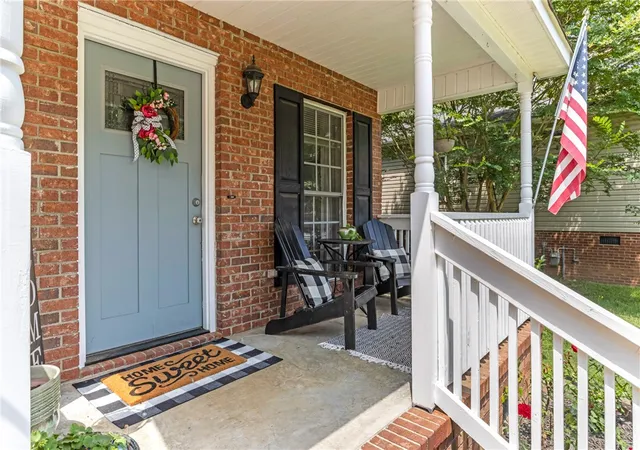 Photo 4 of Sale Pending at 139 Ashton Ln, Anderson, SC 29621 | MLS# 20303484 | Listing updated on 2026-09-08
