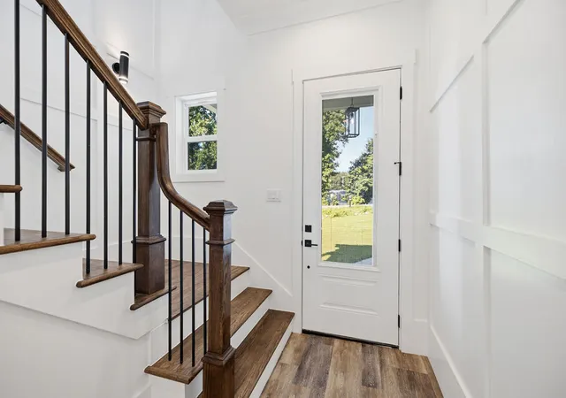 Photo 3 of Single family home for sale at 127 Moore Dr, Easley, SC 29642 | MLS# 20303486 | Listing updated on 2026-09-19