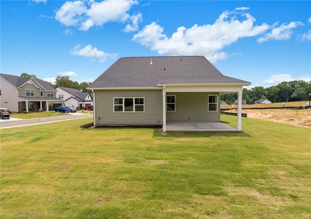 Photo 35 of Sale Pending at 127 Eagle Crk Dr, Central, SC 29630 | MLS# 20303458 | Listing updated on 2026-09-02